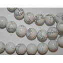 Perle Howlite blanche ronde. La perle