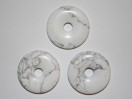 Donut Howlite blanche 30mm. La pièce
