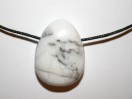 Perle Howlite blanche goutte 28mm. Pièce unique