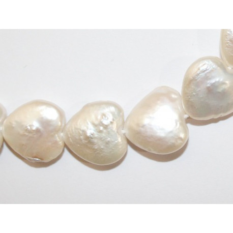 Perle Nacre blanche coeur 12mm. La perle