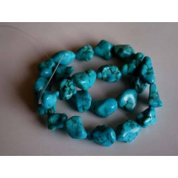 Perle Turquoise formes diverses. La perle