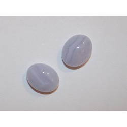 Cabochon Calcédoine bleue ovale 10mm. La pièce