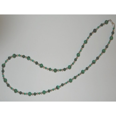 Collier Malachite long. Pièce unique