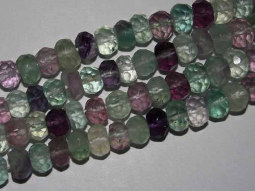 Perle Fluorite bouton facett� 6mm. La perle